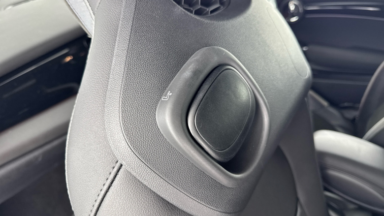 MINI Hatchback 1.5 Cooper Sport Premium 3dr Auto Petrol Hatchback